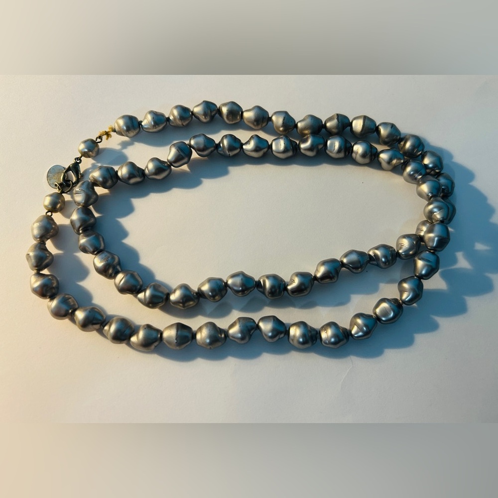 Anne Klein chunky grey faux pearl necklace. Great used condition.